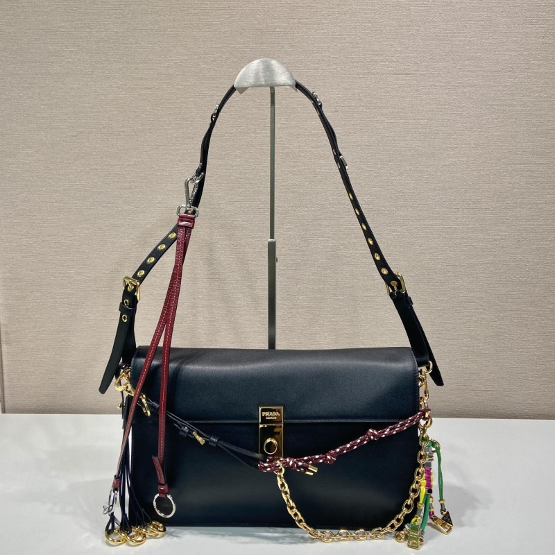 Pra*a hobo bags
